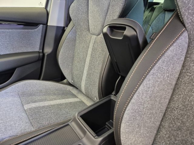SKODA Octavia usata, con Volante multifunzione