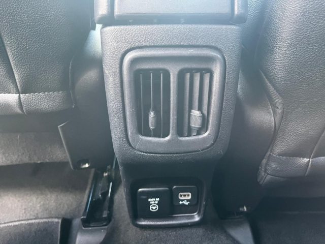 JEEP Compass usata, con Autoradio digitale