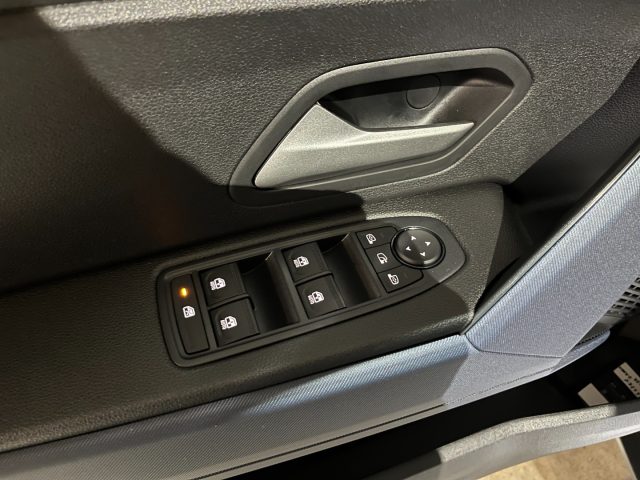 DACIA Duster usata, con Volante in pelle