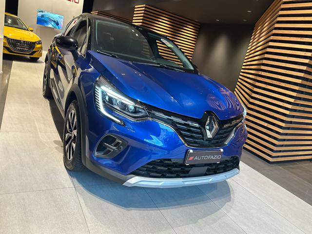 RENAULT Captur usata, con Alzacristalli elettrici