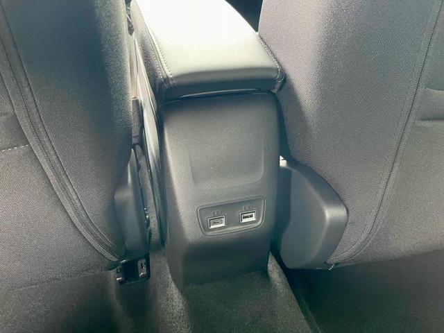 PEUGEOT 208 usata, con Autoradio digitale