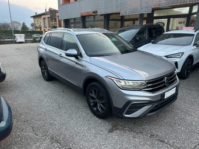 VOLKSWAGEN Tiguan Allspace usata, con Airbag laterali