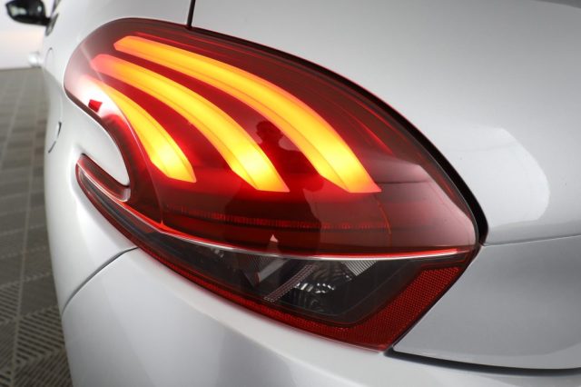 PEUGEOT 208 usata 7