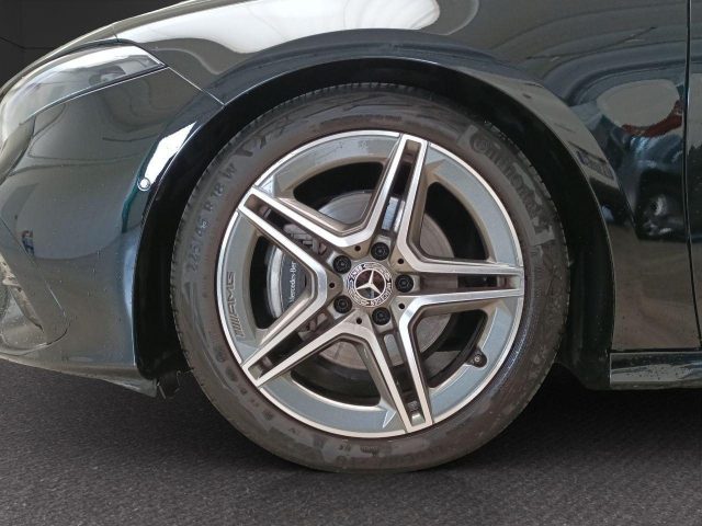 MERCEDES-BENZ A 180 usata, con Controllo automatico clima