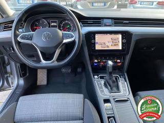 VOLKSWAGEN Passat Variant usata, con Controllo trazione