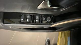 LANCIA Ypsilon usata, con USB