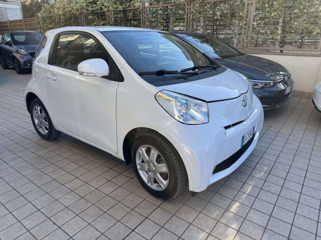 TOYOTA iQ usata, con Airbag Passeggero