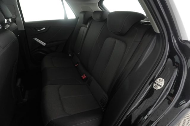 AUDI Q2 usata 10
