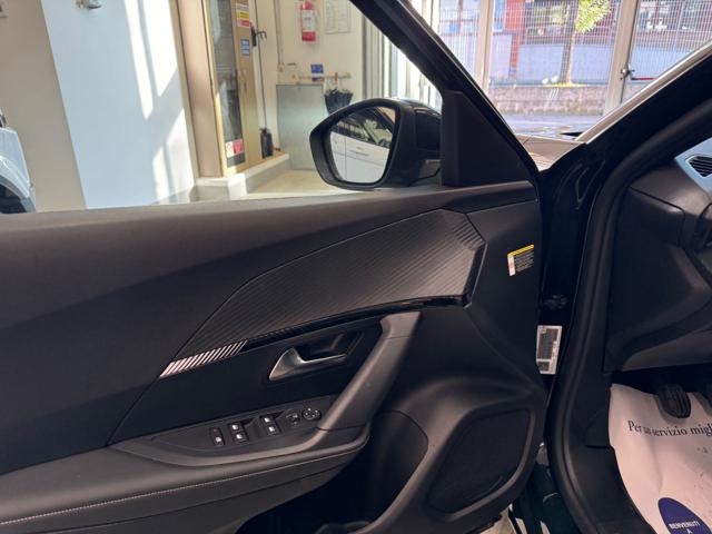 PEUGEOT 2008 usata, con Autoradio