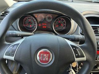 FIAT Punto usata, con Sensori di parcheggio posteriori