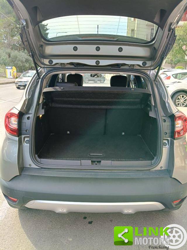 RENAULT Captur usata, con Airbag testa