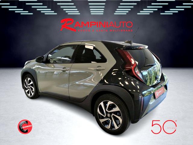 TOYOTA Aygo X usata 10