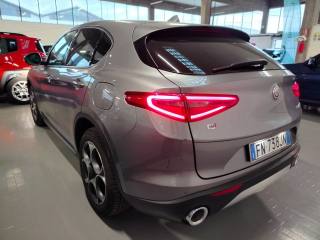 ALFA ROMEO Stelvio usata, con Cerchi in lega