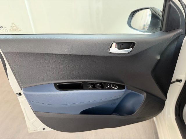 HYUNDAI i10 usata, con ESP