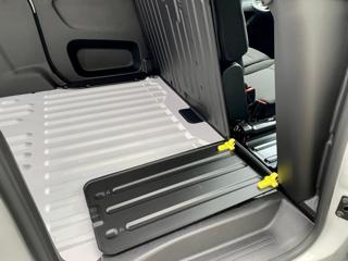 TOYOTA Proace City usata, con Sensori di parcheggio posteriori