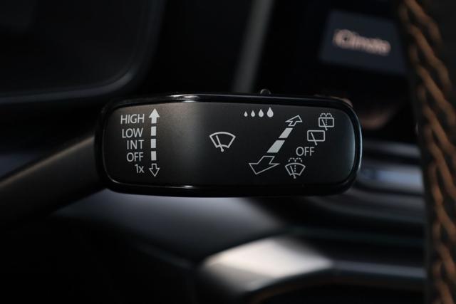 SEAT Leon usata, con Sensori di parcheggio posteriori