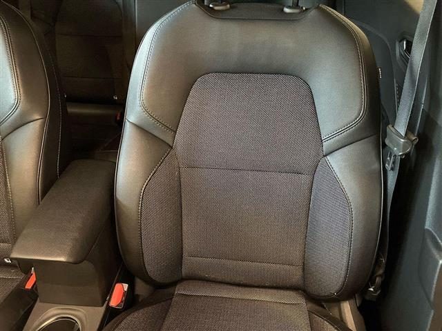 RENAULT Captur usata 23