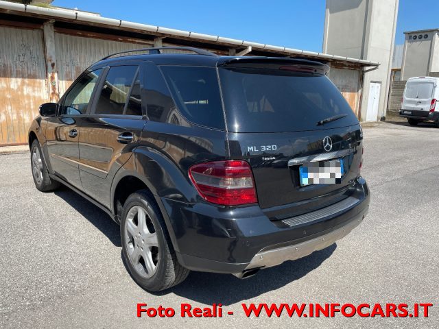 MERCEDES-BENZ ML 320 usata, con Airbag Passeggero