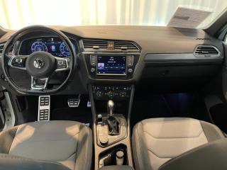 VOLKSWAGEN Tiguan usata, con Autoradio