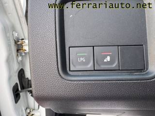 DACIA Duster usata, con USB