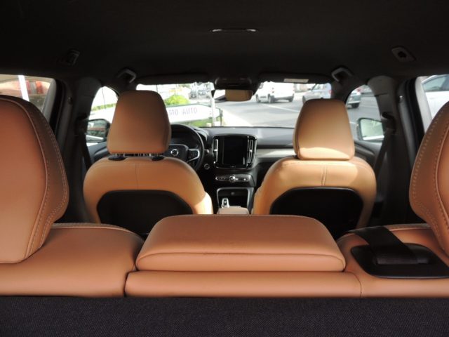VOLVO XC40 usata, con Climatizzatore