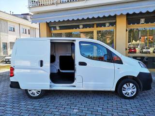 NISSAN NV200 usata, con Autoradio