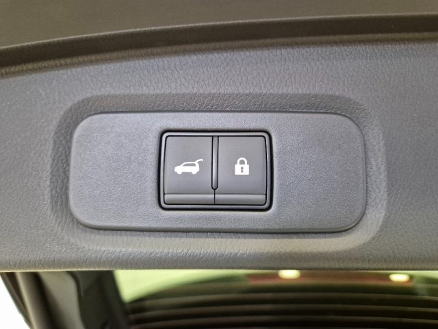 NISSAN Qashqai usata, con Sensore di luce