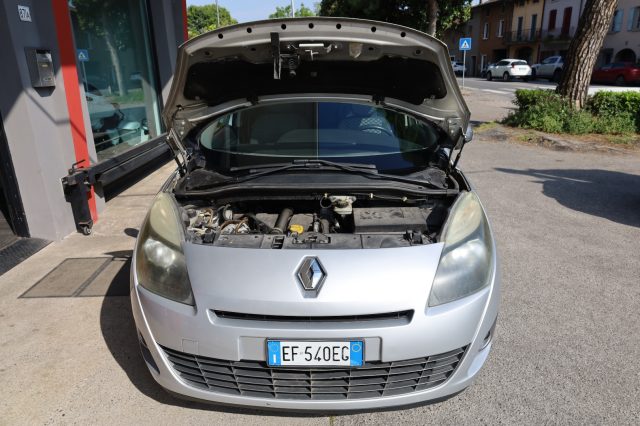 RENAULT Scenic usata 102