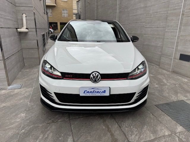 VOLKSWAGEN Golf GTI usata, con Airbag