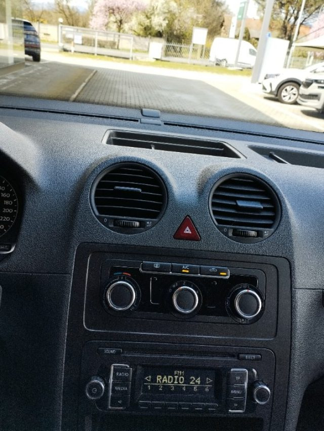 VOLKSWAGEN Caddy usata 22