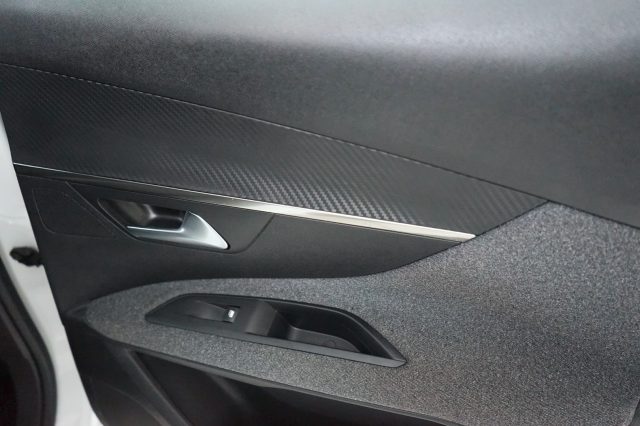 PEUGEOT 3008 usata, con Limitatore di velocità