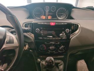 LANCIA Ypsilon usata 10