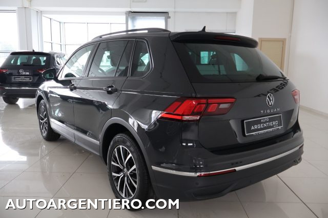 VOLKSWAGEN Tiguan usata, con Airbag laterali