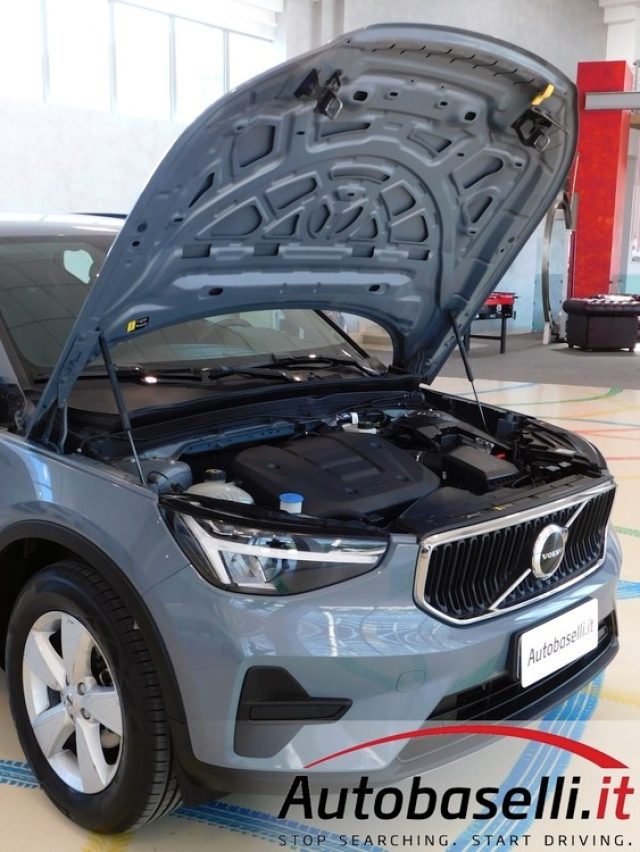 VOLVO XC40 usata, con Telecamera per parcheggio assistito