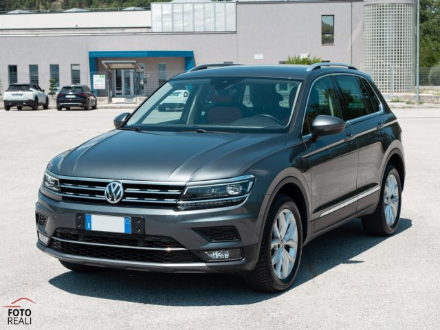 VOLKSWAGEN Tiguan usata, con Airbag laterali