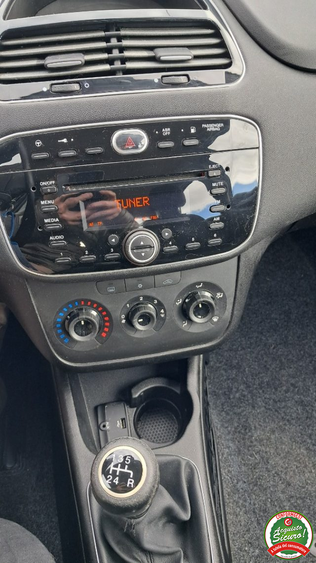 FIAT Punto usata, con Autoradio