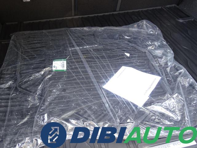 LAND ROVER Range Rover Velar usata, con Sedile posteriore sdoppiato