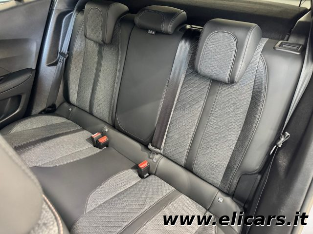 PEUGEOT 2008 usata, con USB