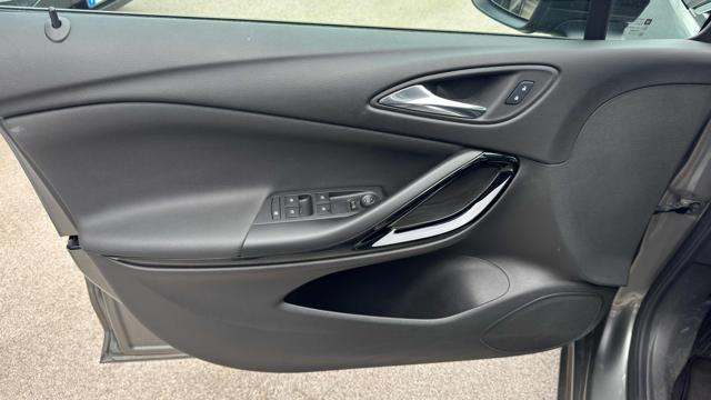 OPEL Astra usata, con Climatizzatore