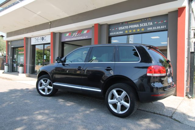 VOLKSWAGEN Touareg usata, con Controllo trazione