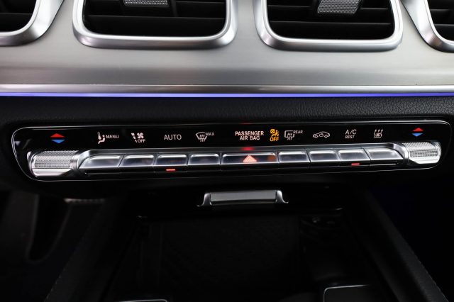 MERCEDES-BENZ CLA usata 18