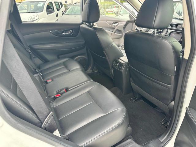 NISSAN X-Trail usata, con Sensori di parcheggio posteriori