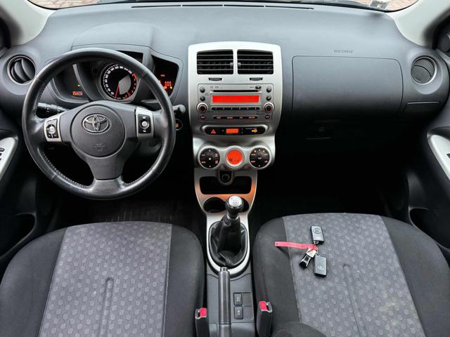 TOYOTA Urban Cruiser usata, con Airbag laterali