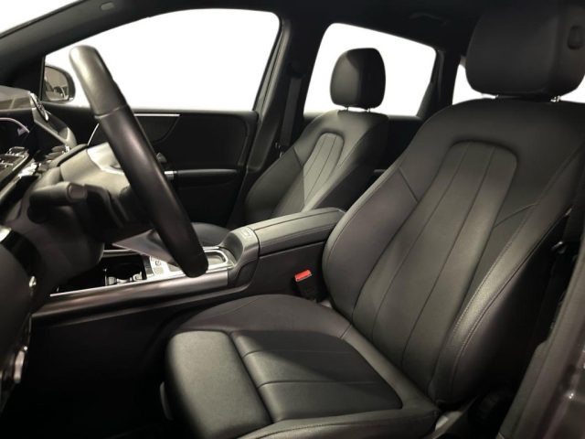 MERCEDES-BENZ B 180 usata, con Controllo automatico clima