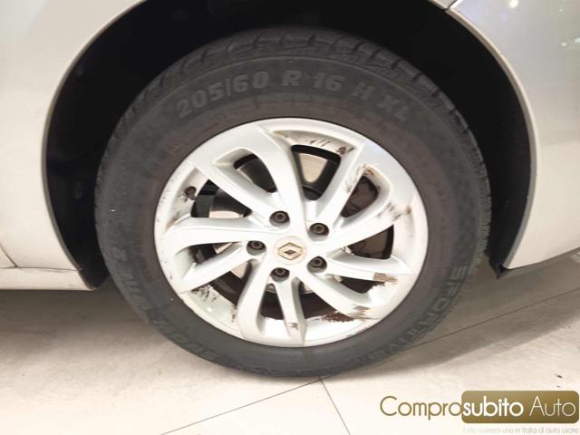 RENAULT Scenic usata, con Bluetooth