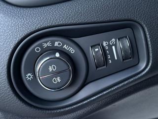 JEEP Renegade usata, con Sedile posteriore sdoppiato