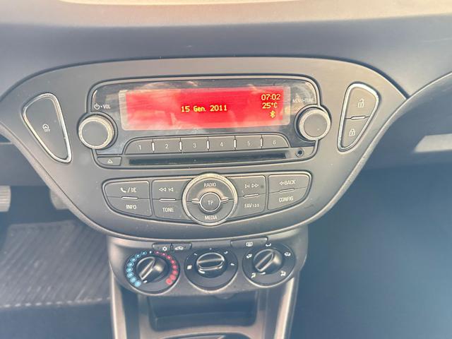 OPEL Corsa usata, con Bluetooth