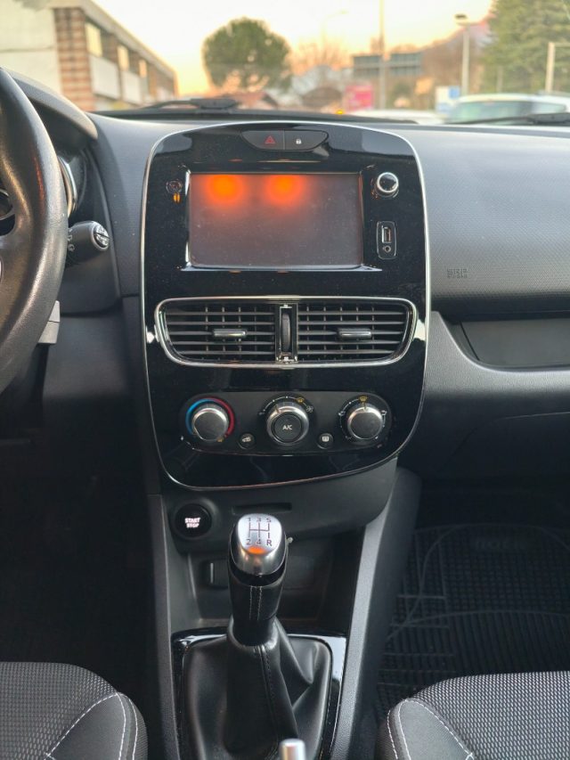 RENAULT Clio usata, con Climatizzatore