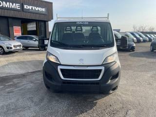 PEUGEOT Boxer usata, con Airbag