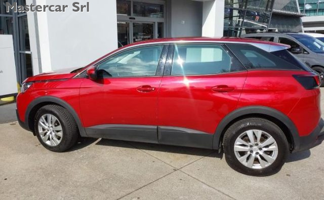 PEUGEOT 3008 usata, con Airbag laterali